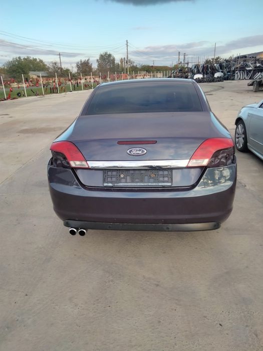 Dezmembrez focus 2 cabrio