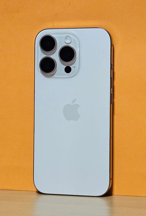 iPhone 16 Pro 256 GB garanție 12 luni ca nou