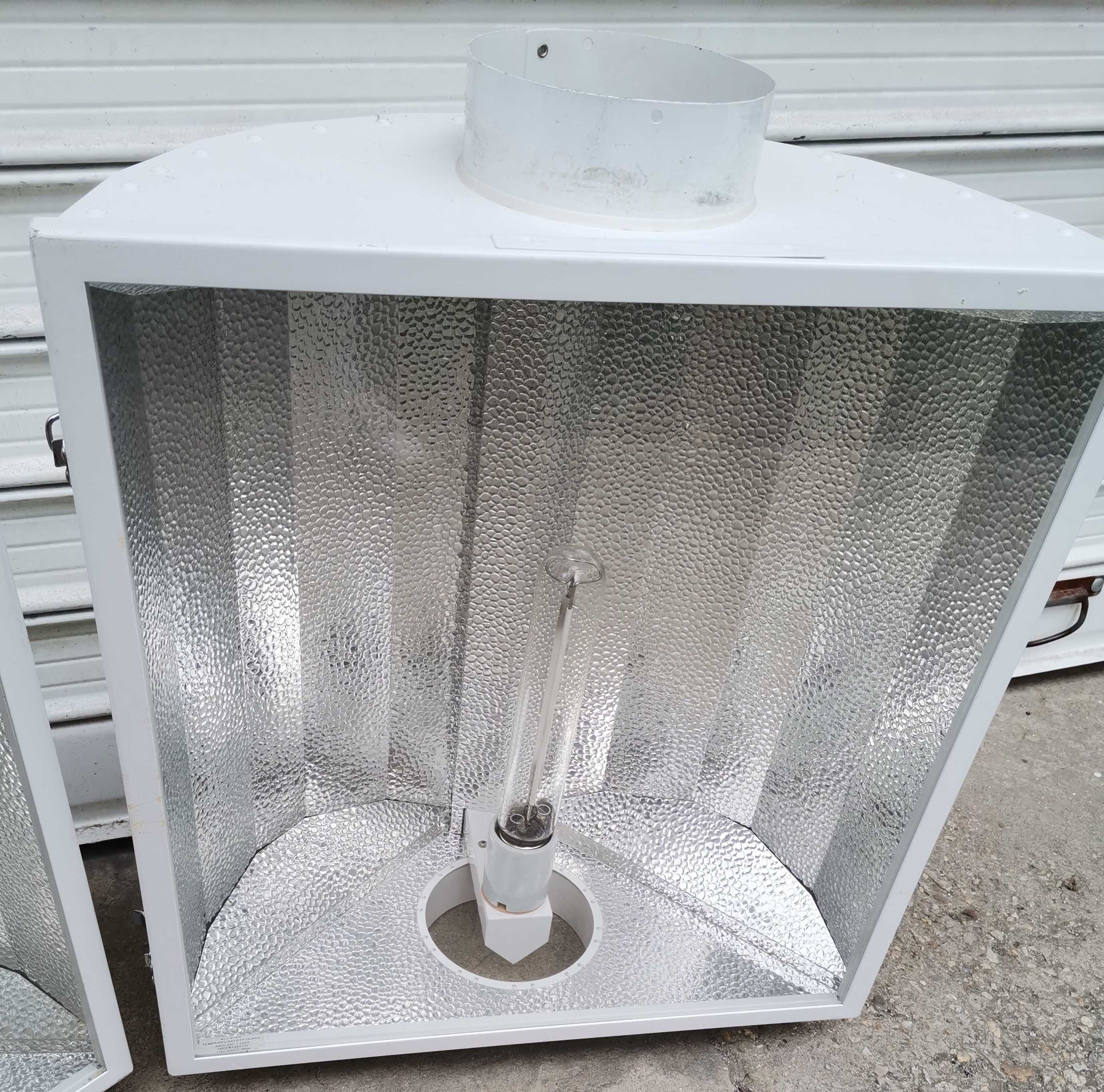 Рефлектор с въздушно охлаждане