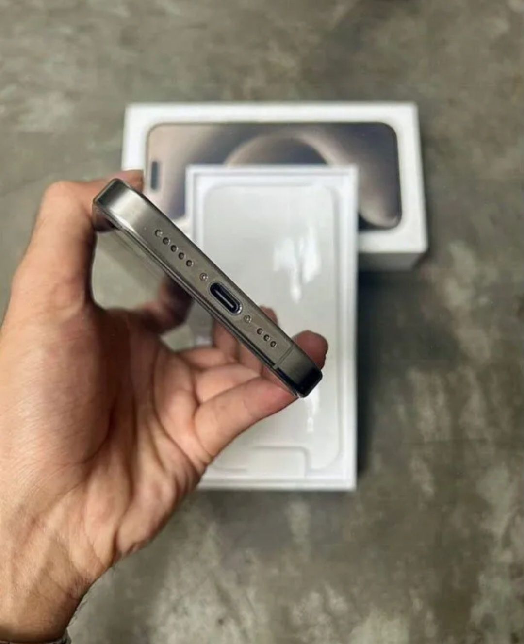 Iphone 15 pro 256 Xotira