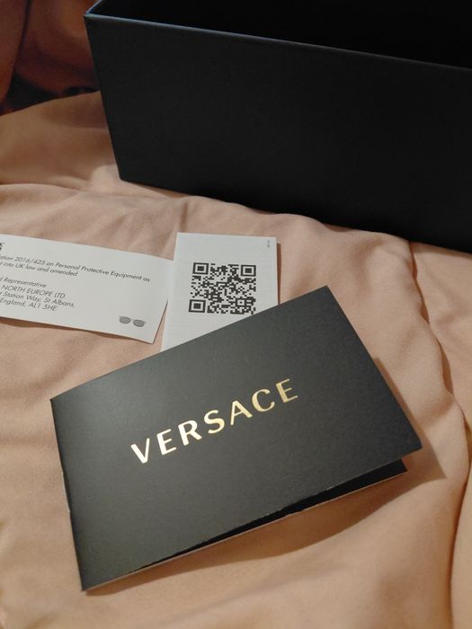 Слънчеви очила Versace