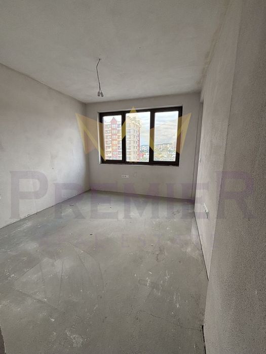 Продава се Тристаен апартамент в Варна, Победа - 102 кв.м за 2157 €/кв.м - Снимка #7