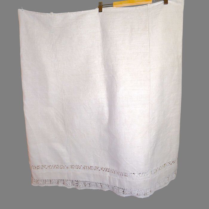 Fusta taraneasca veche lucrata manual, fusta din in si canepa