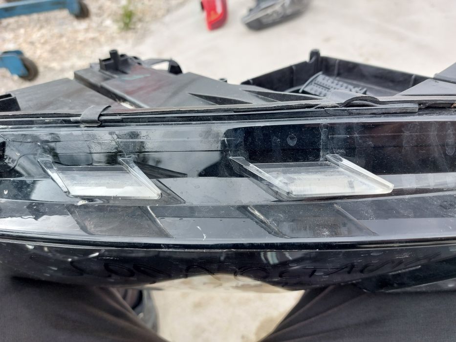 Ляв фар Scoda OCTAVIA 3 2018г.