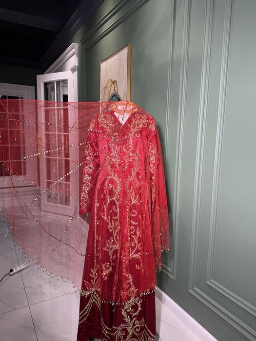 Шикарный ансамбль, как новый