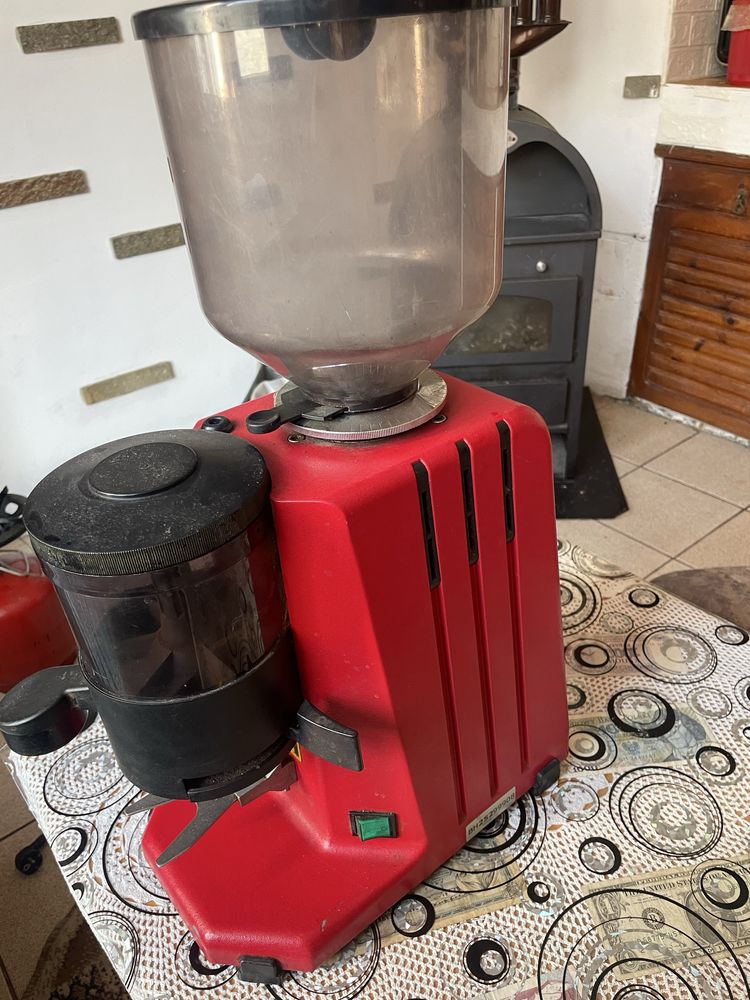 Кафемелачка La San Marco SM 90 T
