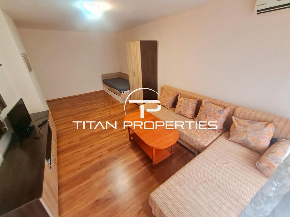 Дава се под наем Двустаен апартамент в Бургас, Славейков - 64 кв.м за 459 € - Снимка #1