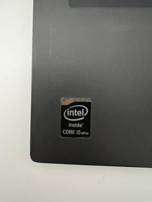 Vand laptop Lenovo X1 Carbon i5 cu touchbar.