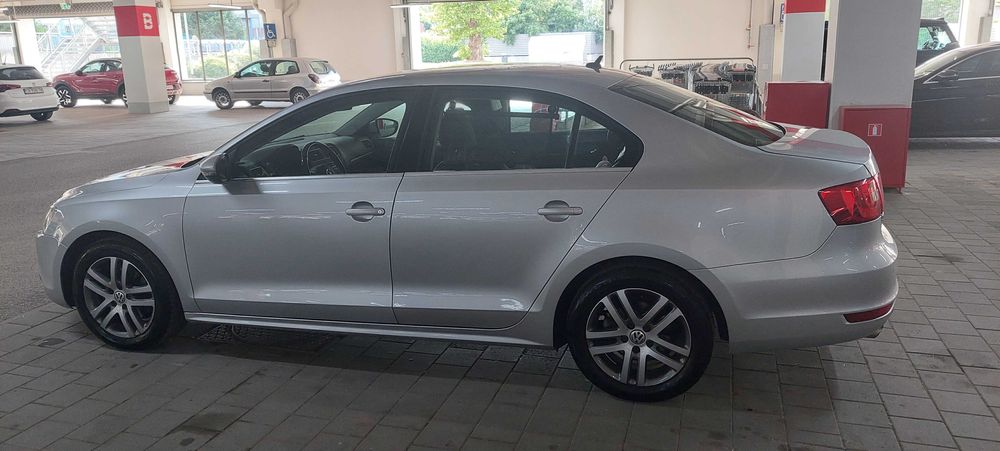 Vw Jetta 6; 2.0 дизел; 140 к.с.