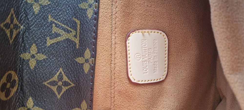 Geanta Louis Vuitton