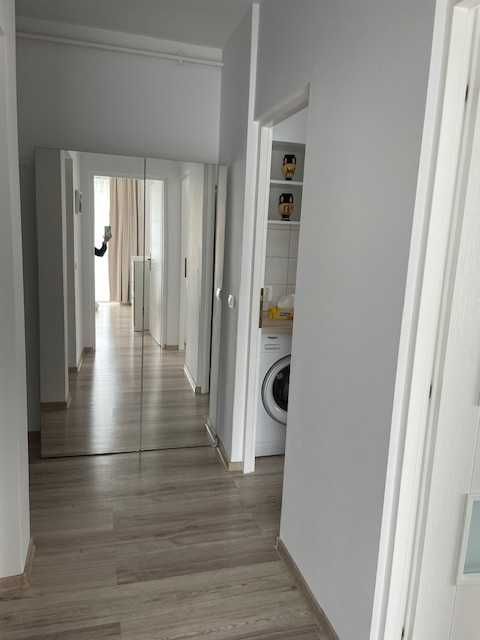 Inchiriez apartament modern 2 camere City Residence