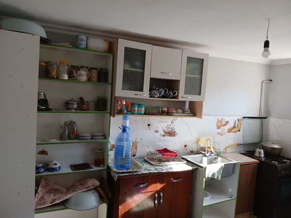 Yangiyol shaxardan uy sotiladi srochna
