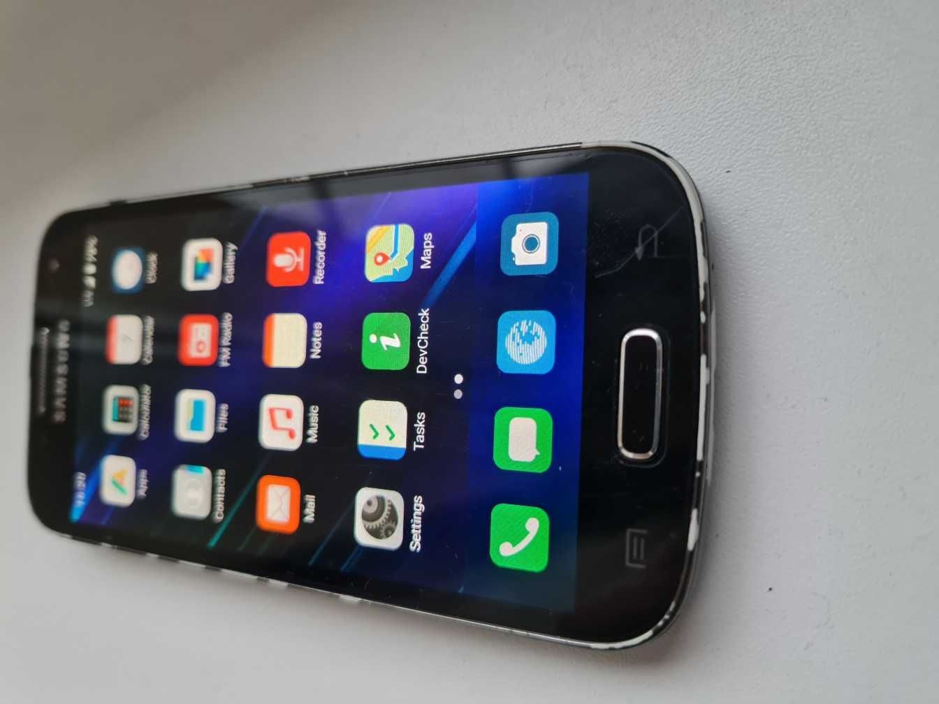 Telefon Samsung Galaxy S4 mini cu Android 11