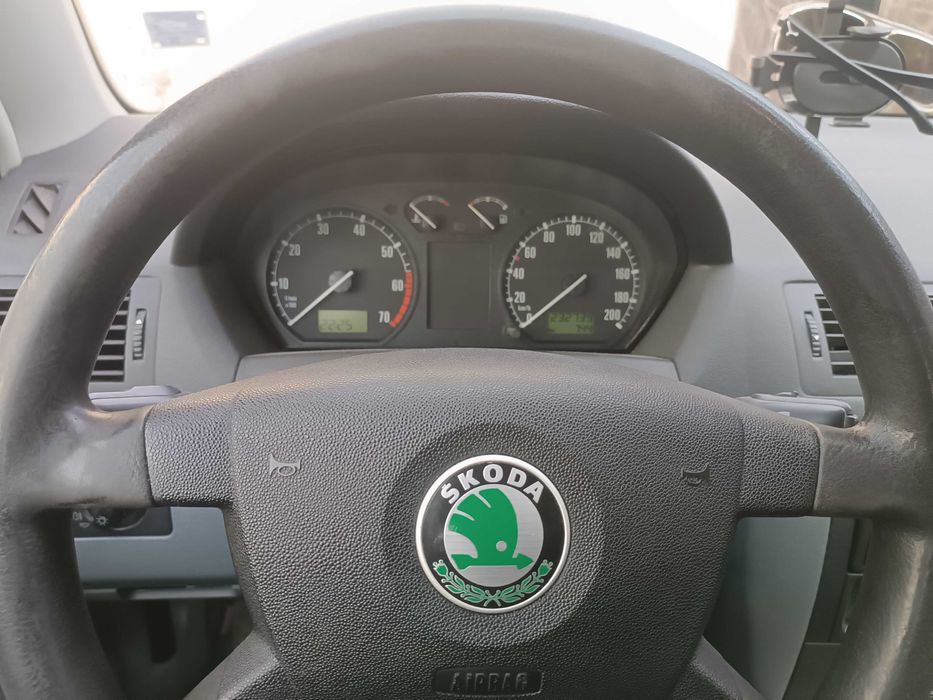 Шкода Фабия 1.4 газ