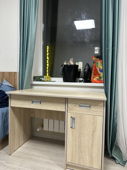 Проадется стол, парта