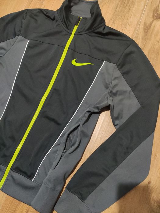 Bluza Nike mărimea M