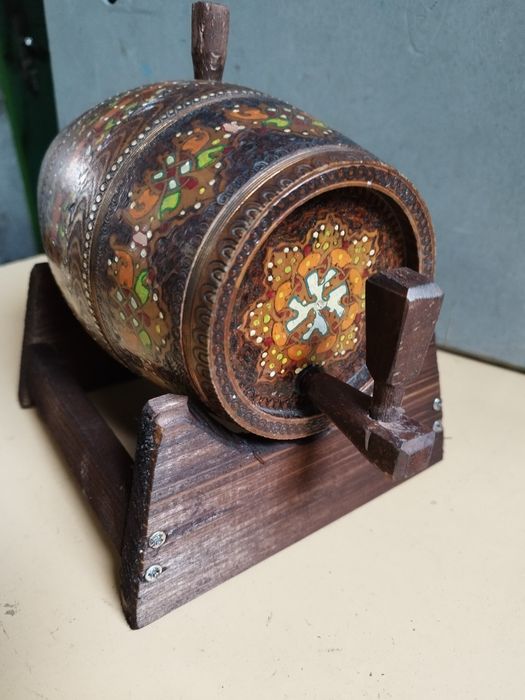 Малко битово атрактивно буренце