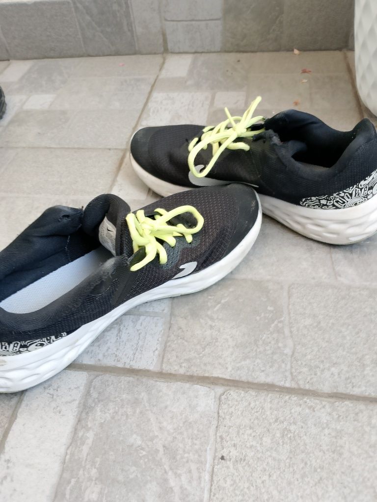 Nike обувки Revolution 6 NN JP GS