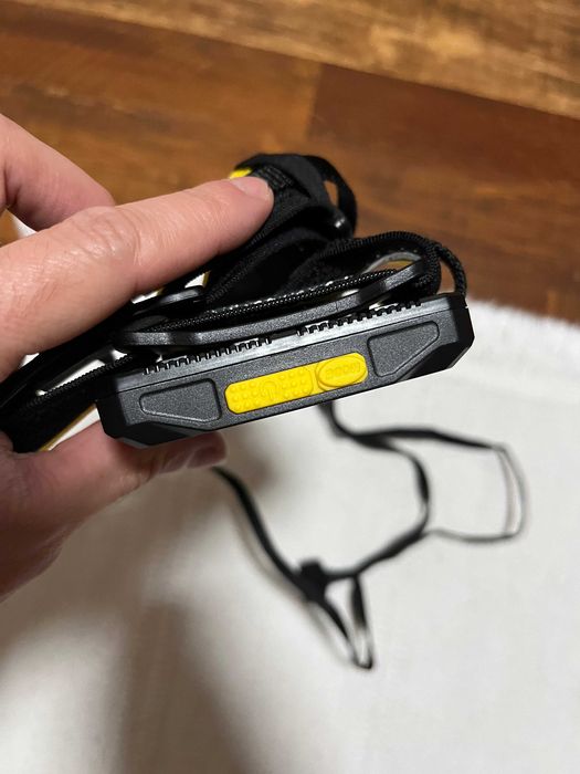 Lanterna frontala Nitecore HU2000