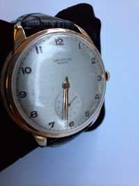 Universal Genève Jumbo Vintage 18k златен часовник