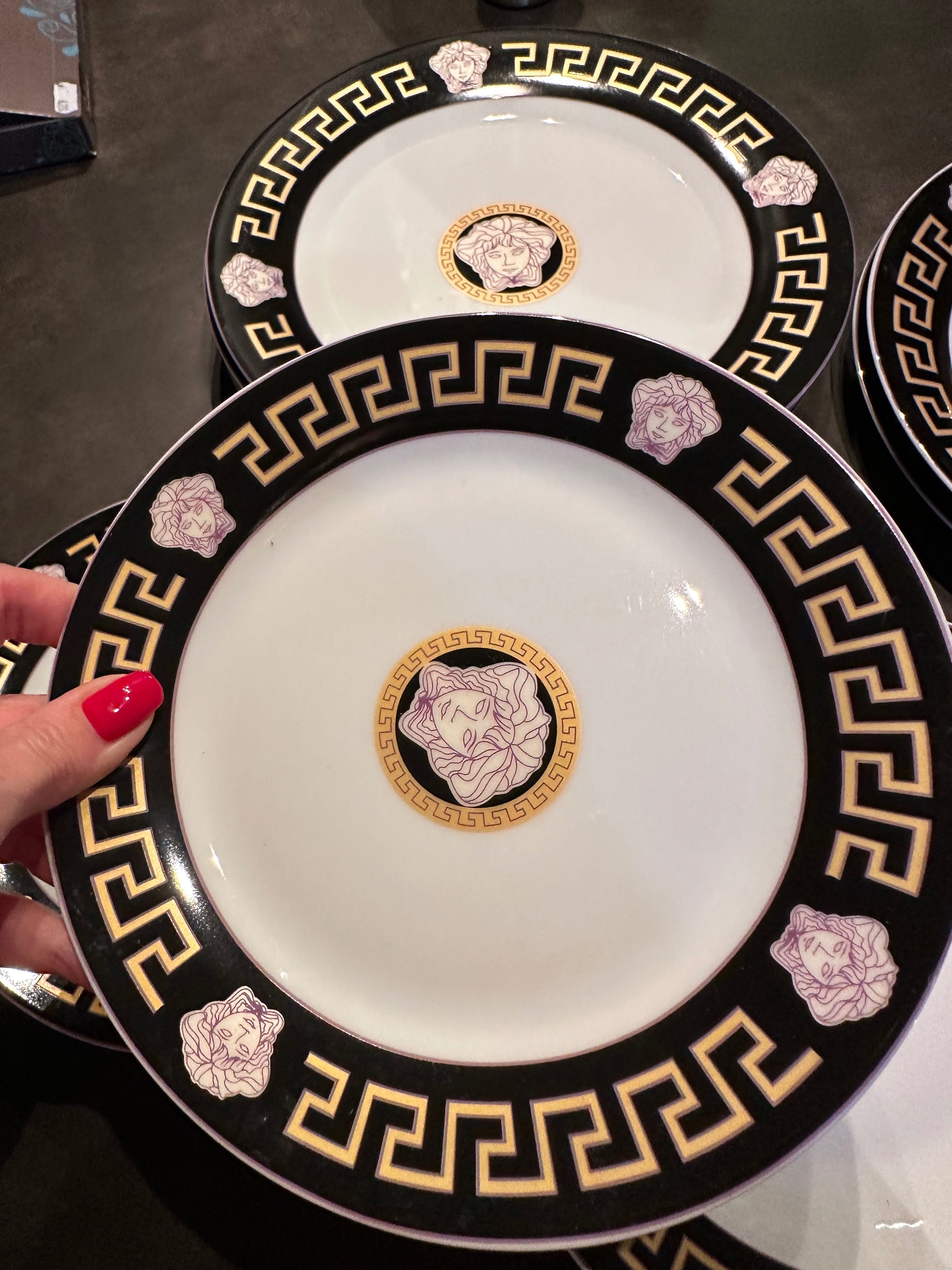 Чинии Versace 18 бр