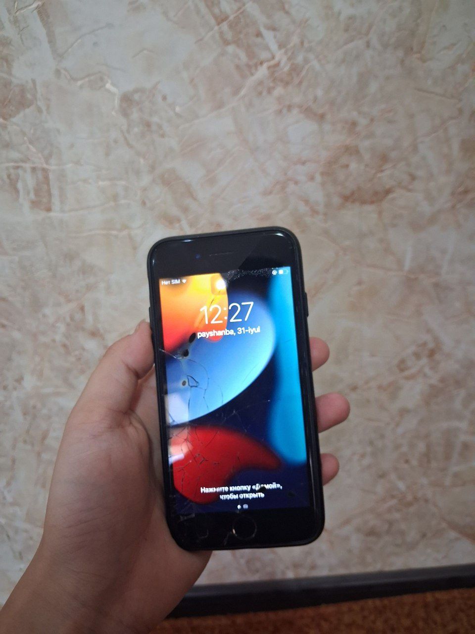 Iphone 6 s 64gb joyi srochniy sotiladi