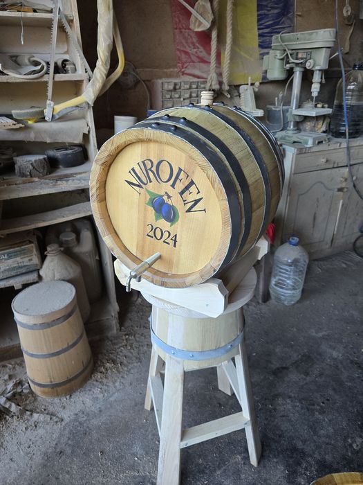 Butoi 30l salcâm, Stejar sau dud