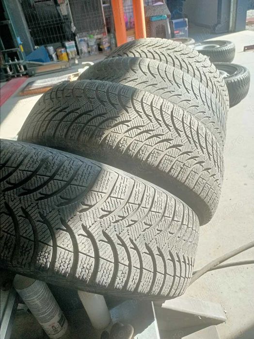 4 roti iarna jante + cauciucuri / anvelope Michelin 205/60/R16 Skoda