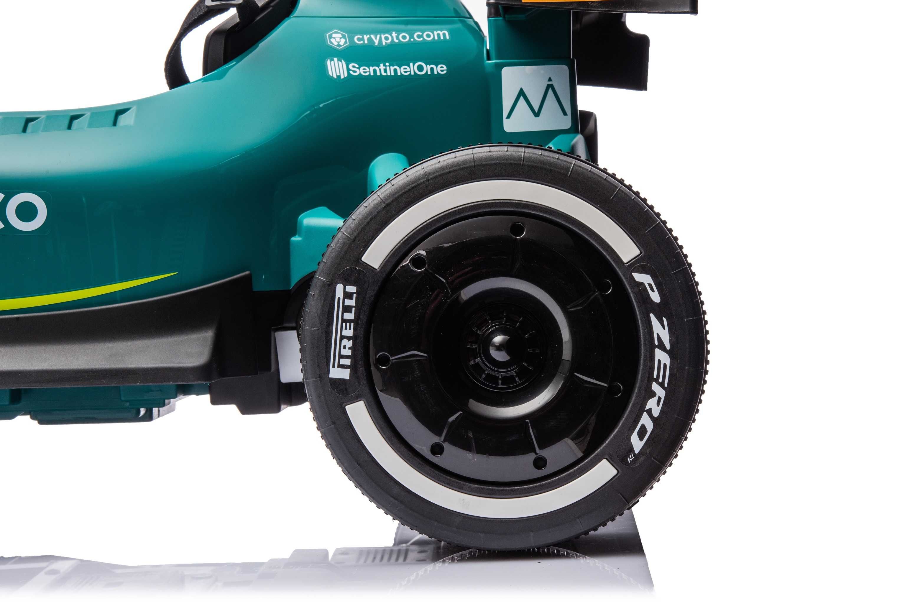 Masinuta electrica Formula 1 Aston Martin 24V, roti moi, scaun tapitat
