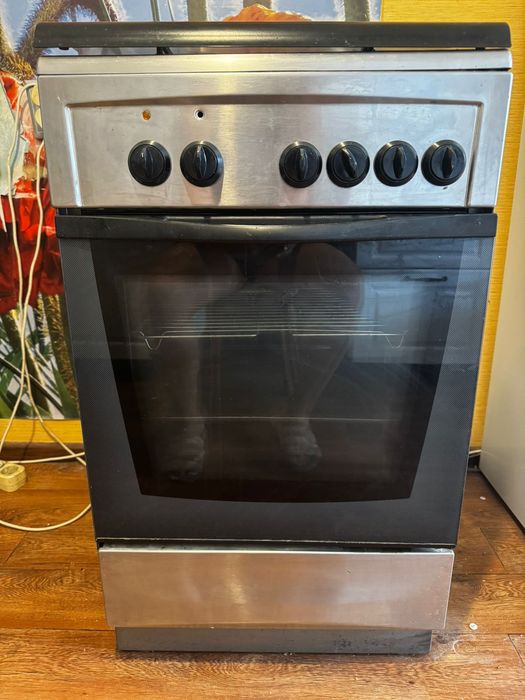 Газовая плита/Духовка в хорошем состоянии