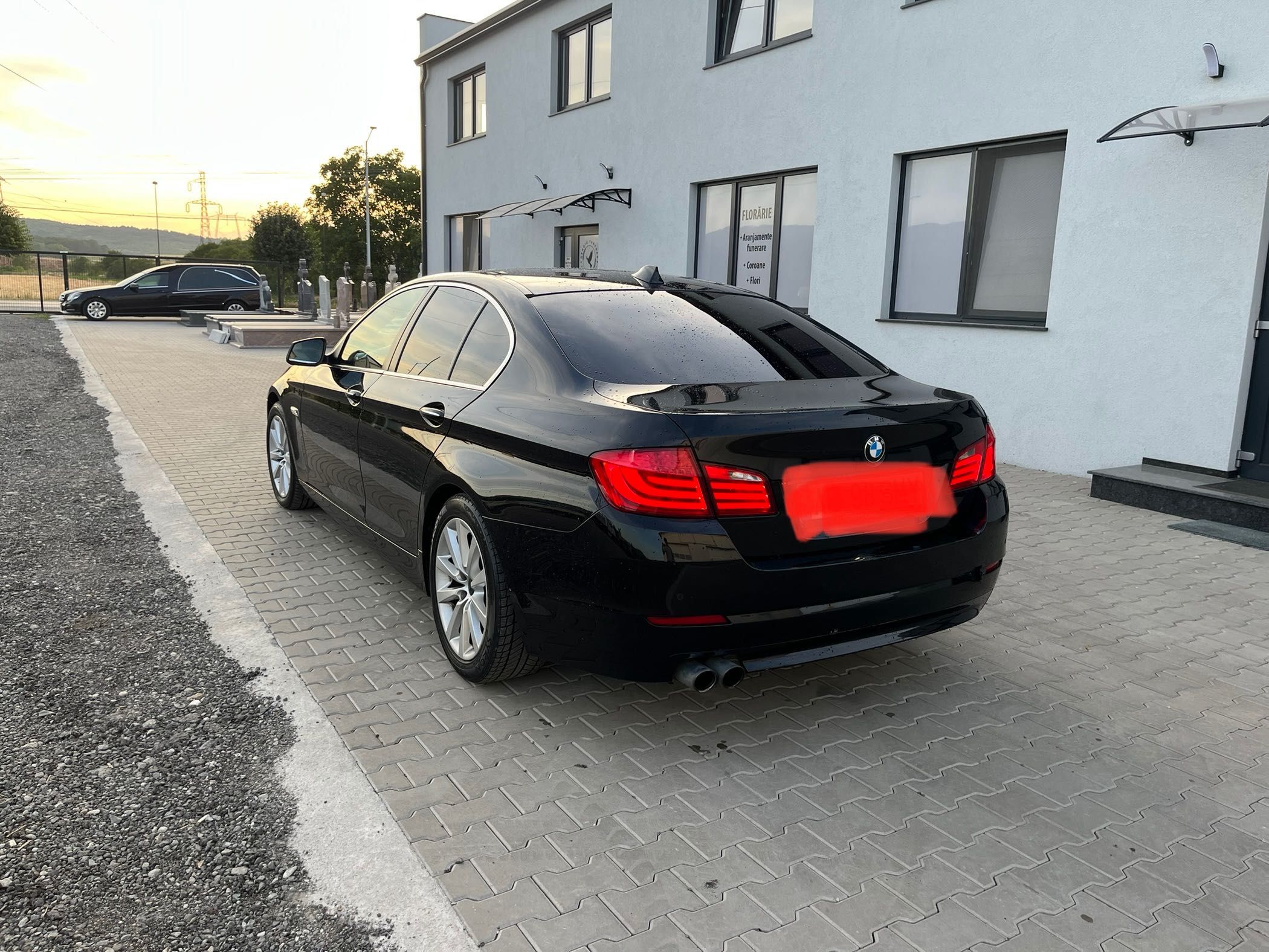 Vând BMW f10 530d