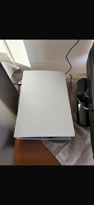 Vând PlayStation 5!!
