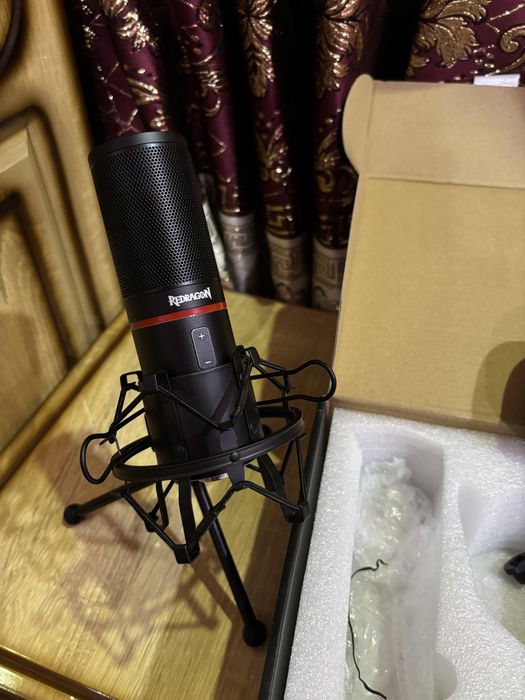 Mikrafon Redragon Blazar GM 300 (Yangi Full komplekt)