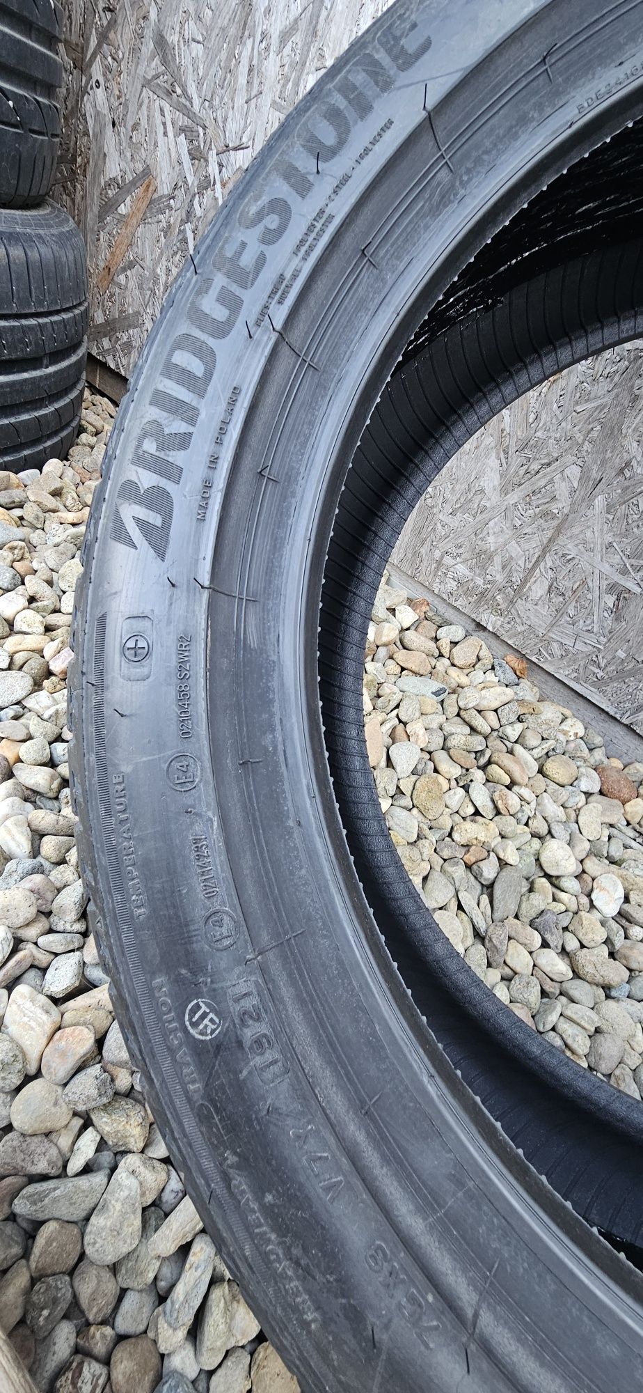 Anvelopa Continental 235/60 R18 107V XL Bridgestone 215/50 R19 93T