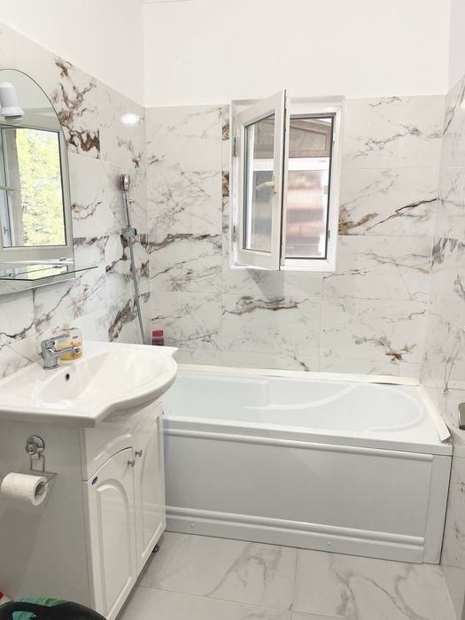 Apartament 2 camere de vânzare, zona gară, renovat de la zero