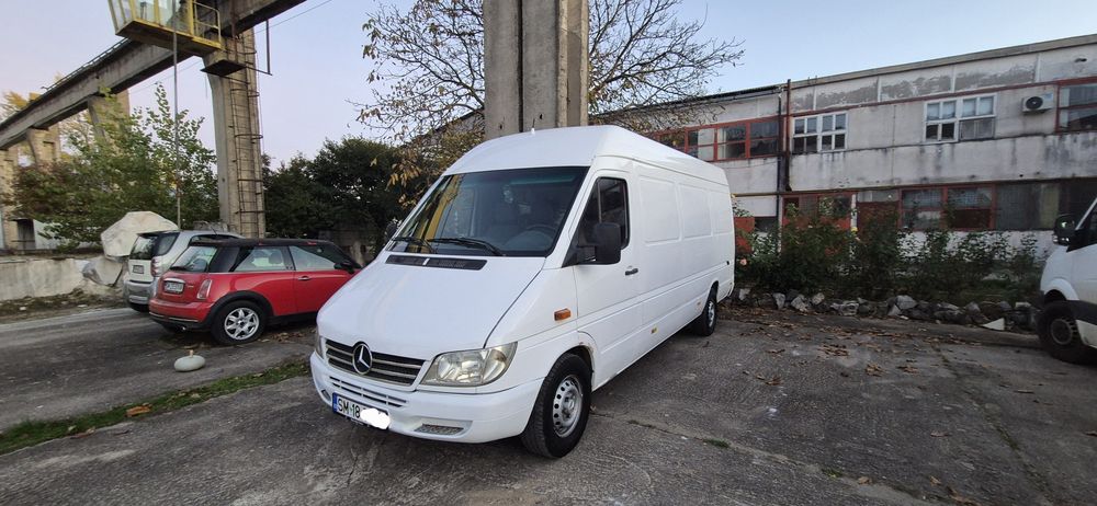 Vând Mercedes Sprinter