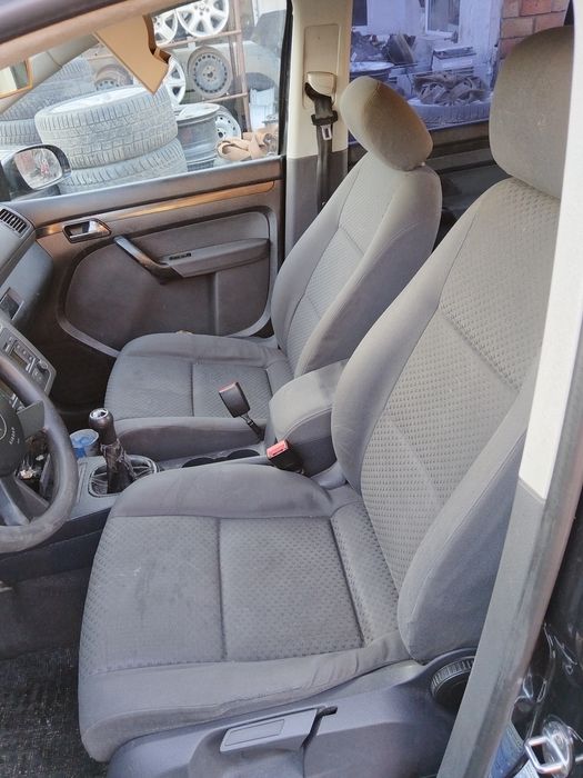 Interior complet scaune+bancheta+6/7 Vw Touran an 2003-2010