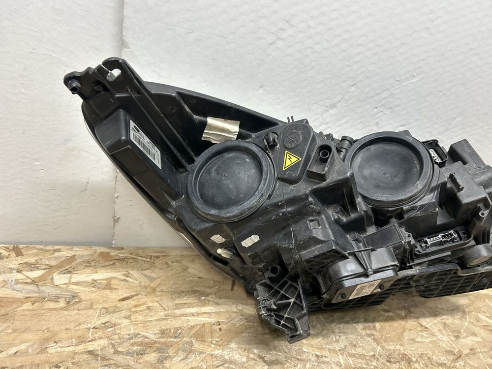 Far faruri Ford Kuga facelift bi xenon adaptiv stanga 2016-2019