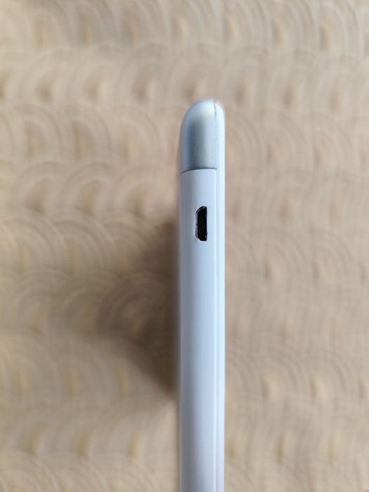 Таблет 10 инча с Андроид