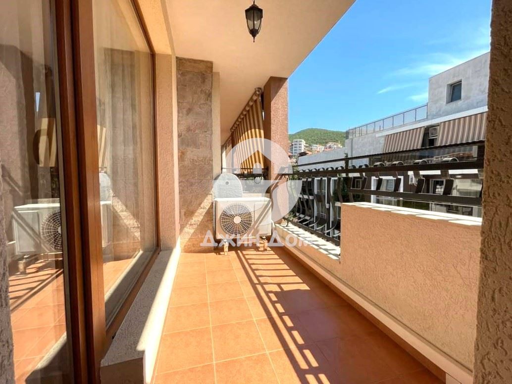 Продава се Двустаен апартамент в Свети Влас - 55 кв.м за 1400 €/кв.м - Снимка #3