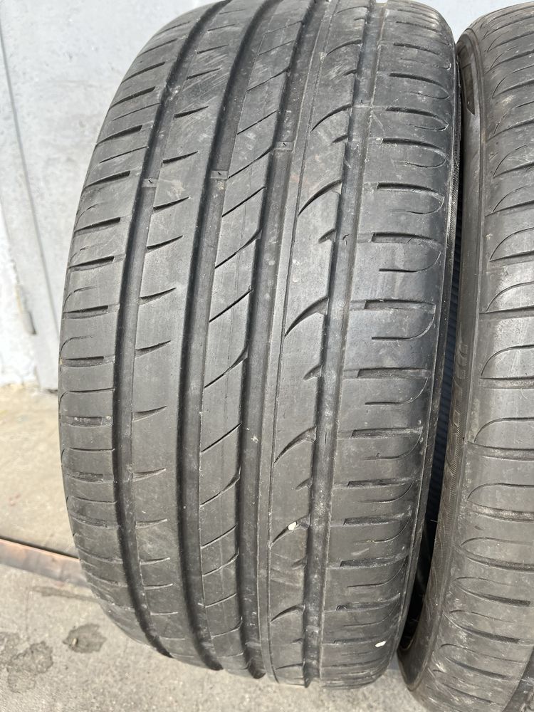 2 бр. летни гуми 235/45/18 Hankook DOT 1916 6 mm
