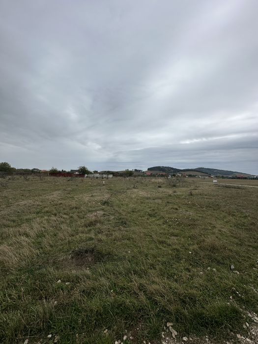 Particular vand teren sanpetru Brasov livada veche 1300