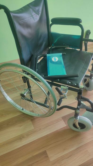 Инвалиден стол нов