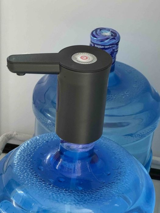 Бутыль помпа вода