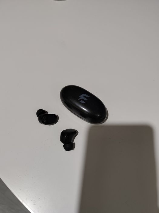 Căști wireless bluetooth