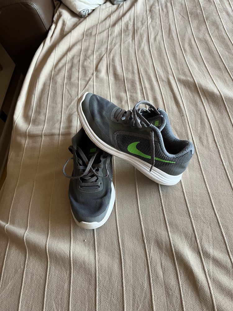 Adidas,Puma,Nike