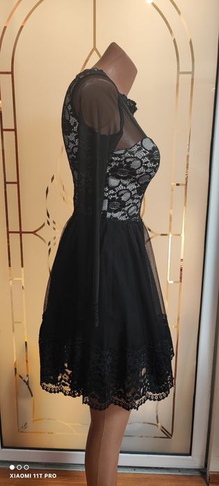 Reducere fulger! Rochie superbă evenimente, M