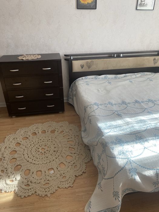 Продам кровать с комодом , б/у