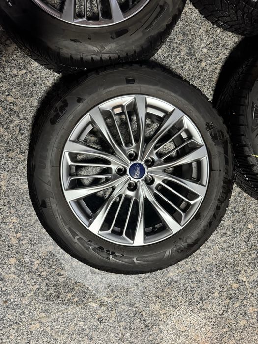 Set Jante originale Ford Kuga 3 18 Titan Metallic GoodYear 225/60/R18