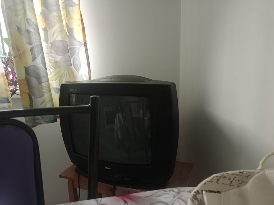 Отдам телевизор аналоговый, LG, бу в рабочем срстоянии